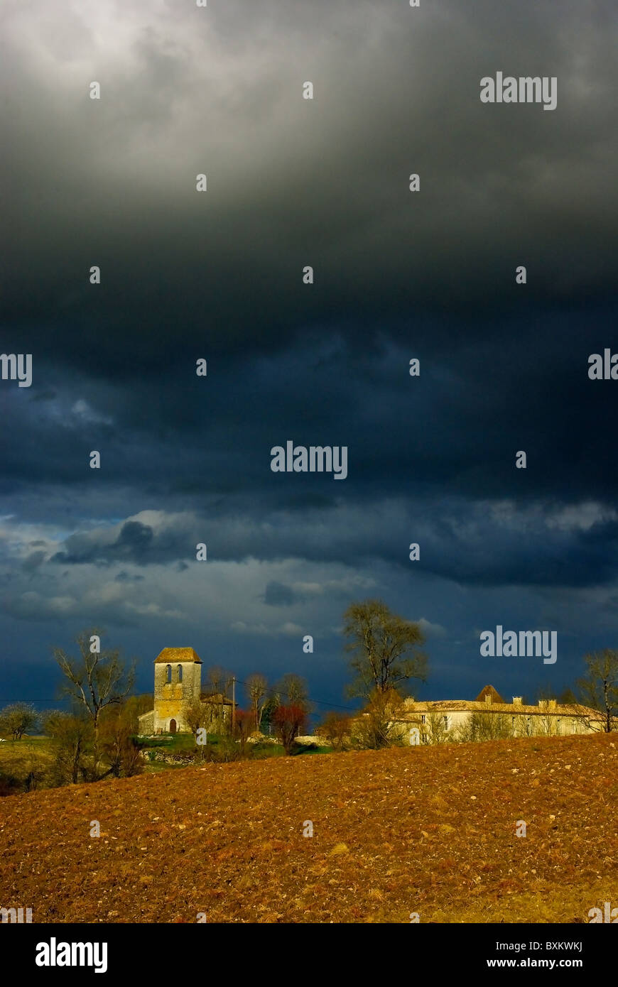 Un peu d'église de campagne dans le sud ouest de la France, Lot et Garonne. Banque D'Images