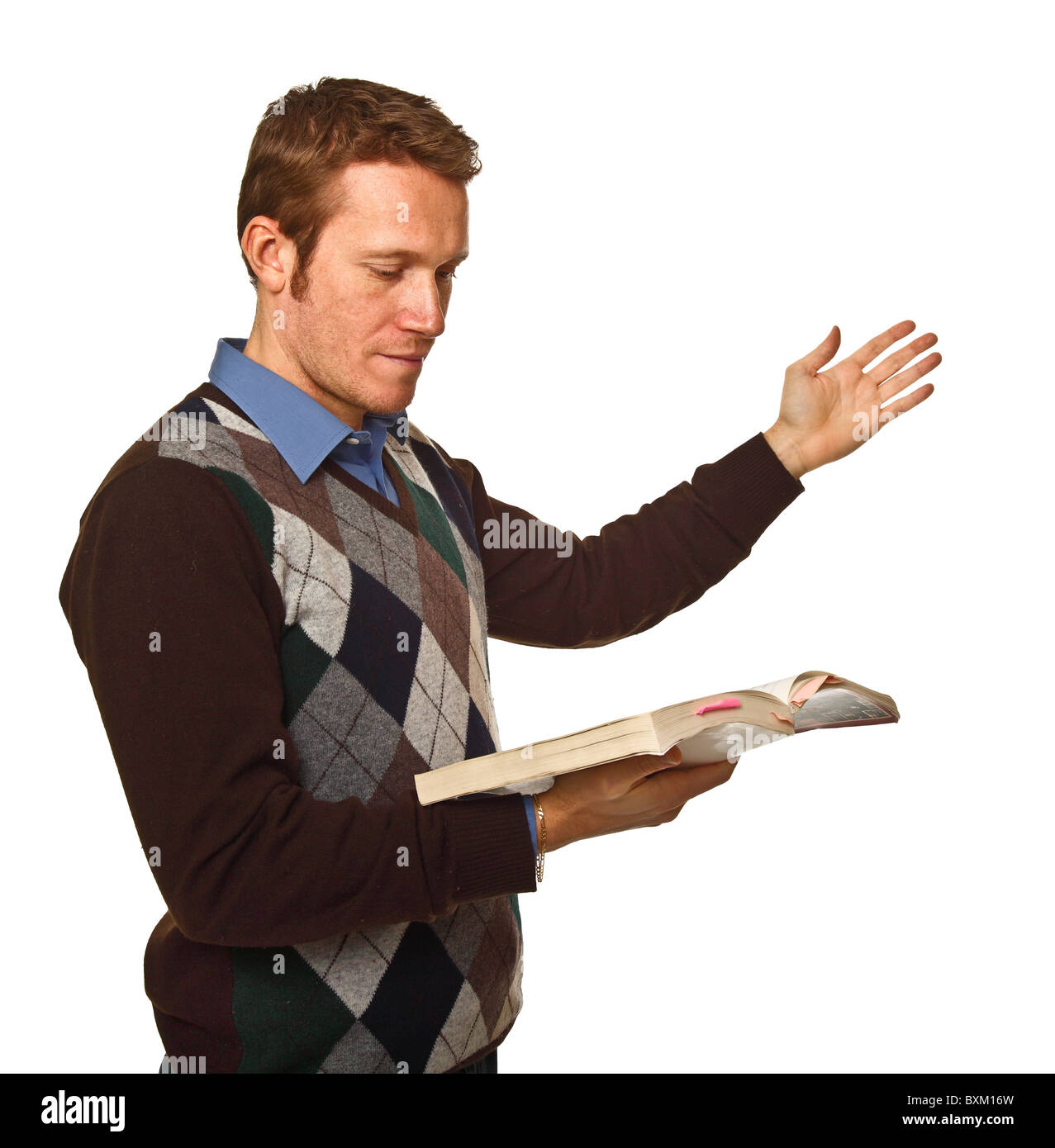 Comité permanent caucasian man with book isolated on white Banque D'Images Comité permanent caucasian man with book isolated on white Banque D'Images