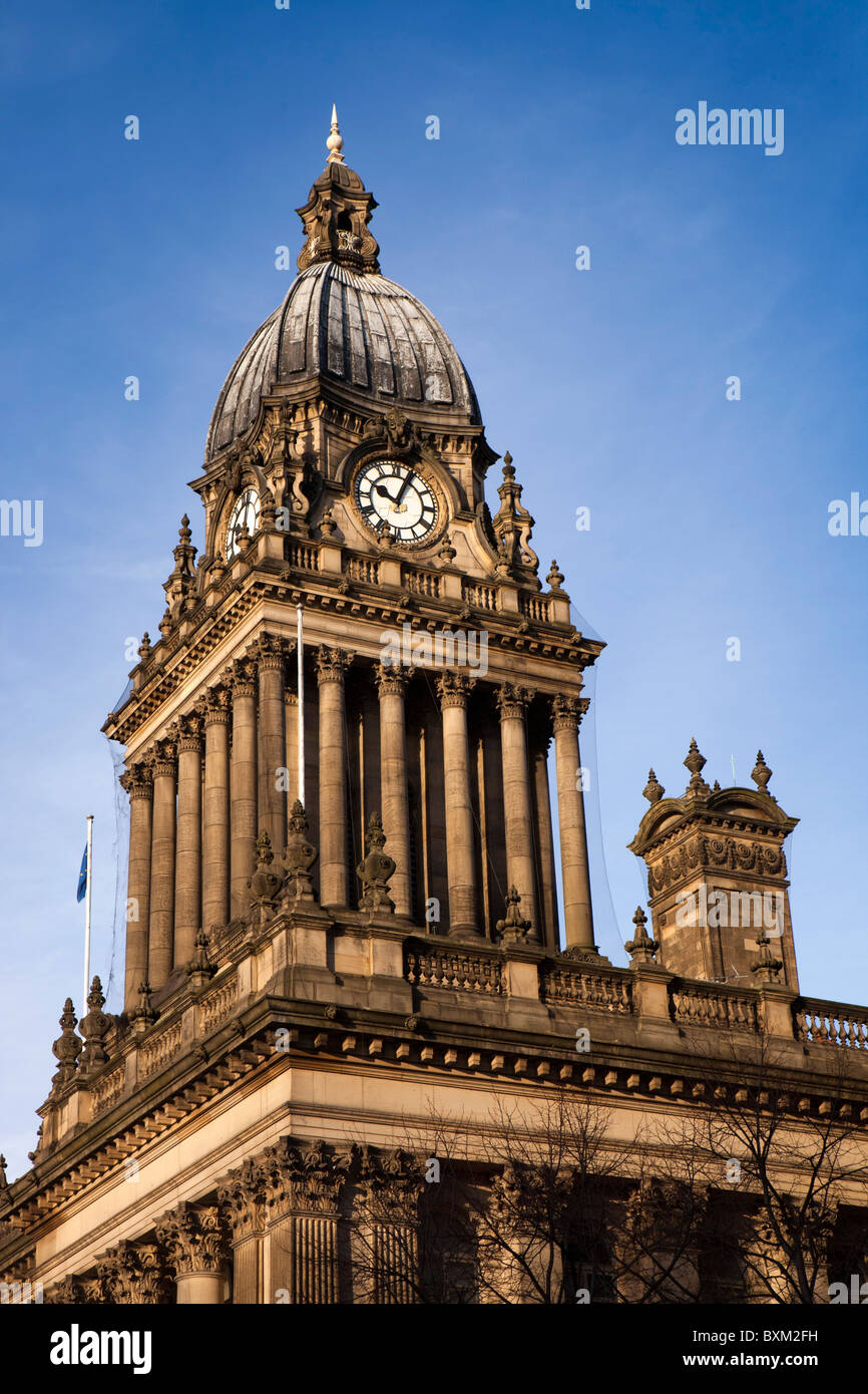 Royaume-uni, Angleterre, dans le Yorkshire, Leeds, Headrow Leeds, hôtel de ville, conçu par Cuthbert Brodrick en 1851 Banque D'Images