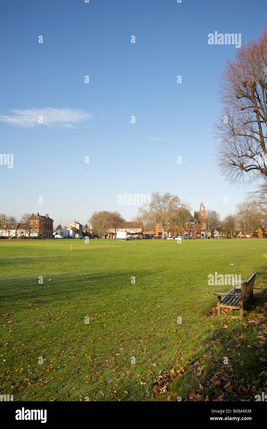 Mitcham, Cricket Green, London Borough of Merton, South London, England, UK Banque D'Images