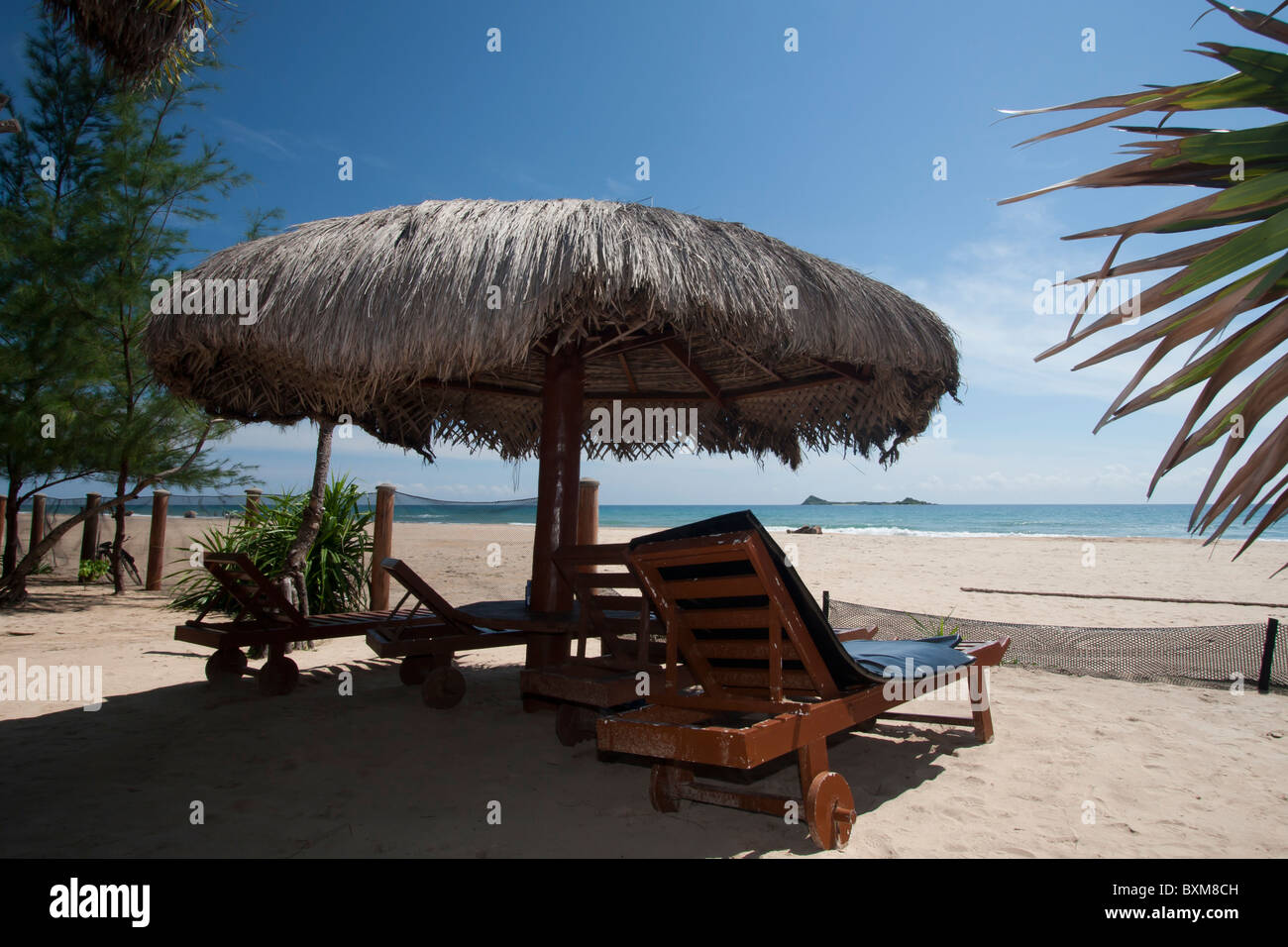 Cabane De Plage Tropicale à Nilaveli Beach Trincomalee Sri