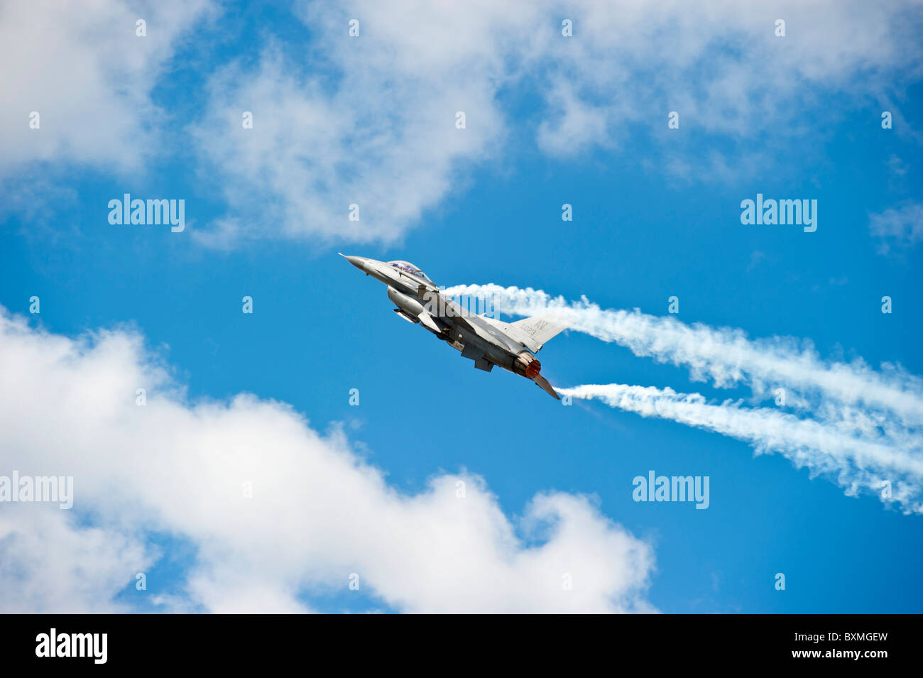 General Dynamics F-16 Fighting Falcon afficher au Farnborough Air Show 2010 Banque D'Images