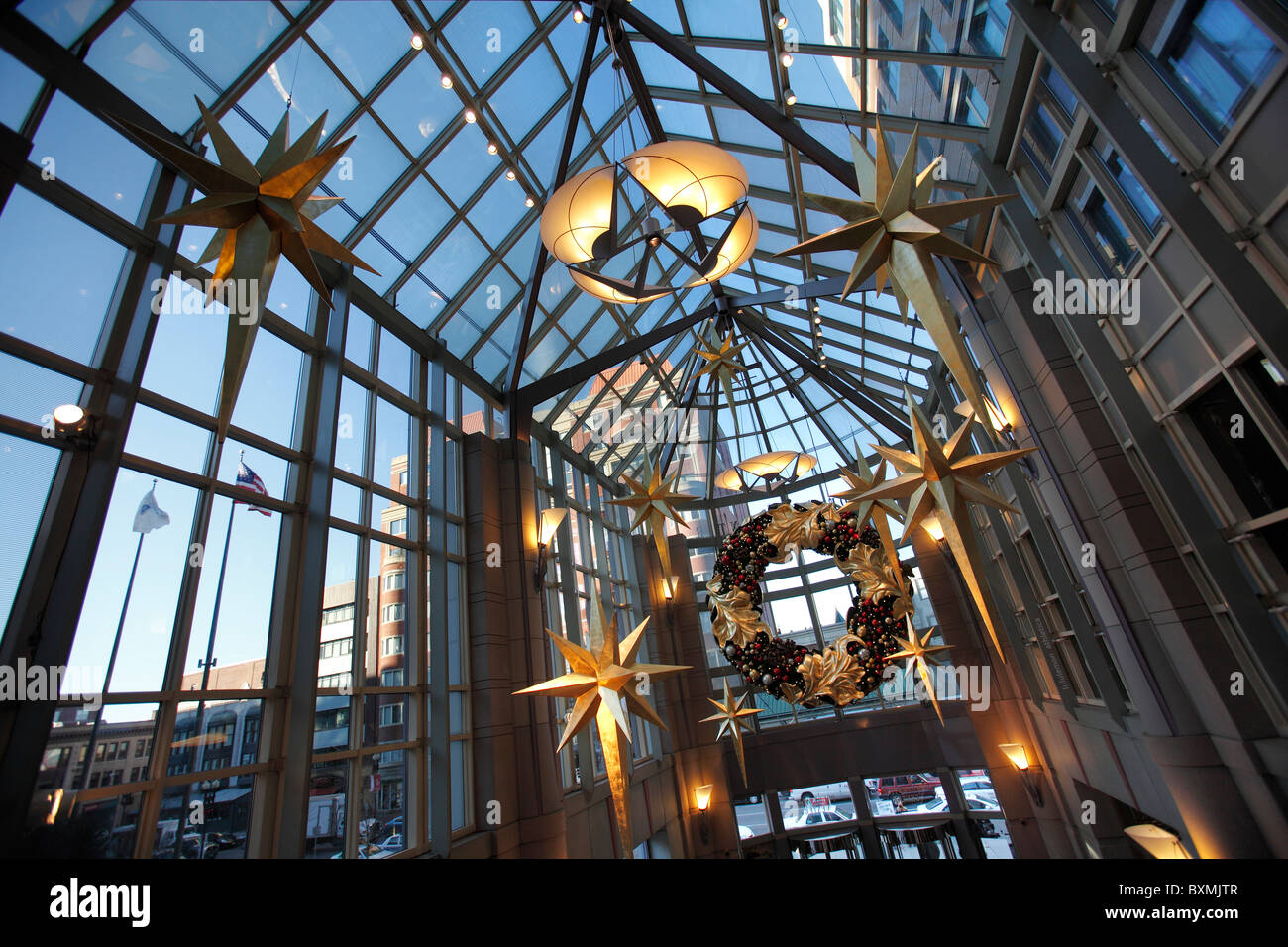 Décorations de Noël dans un centre commercial, Boston, Massachusetts Banque D'Images