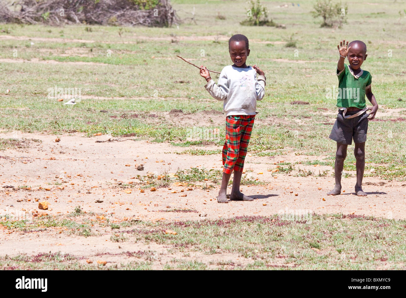 Enfants masaï dans le Masai Mara, Kenya Banque D'Images