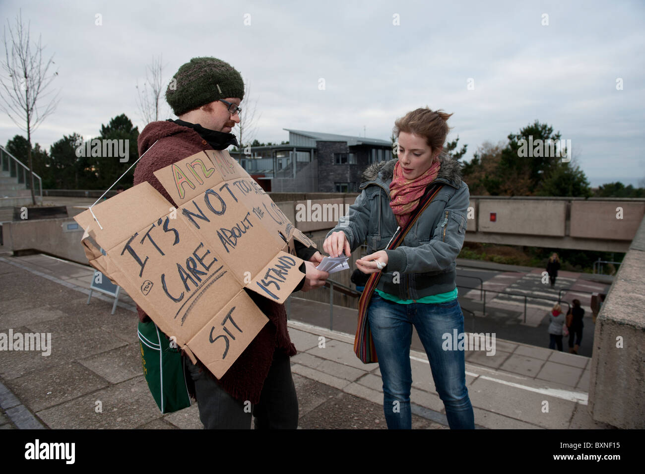Les étudiants de l'Université d'Aberystwyth protestaient contre les coupures dans le financement de l'enseignement supérieur, le Pays de Galles UK Banque D'Images