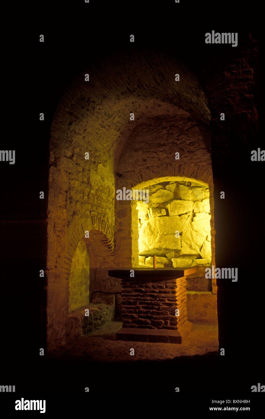 Crypte, église de Notre-Dame sous terre, le Mont-Saint-Michel, Basse-normandie, France, Europe Banque D'Images
