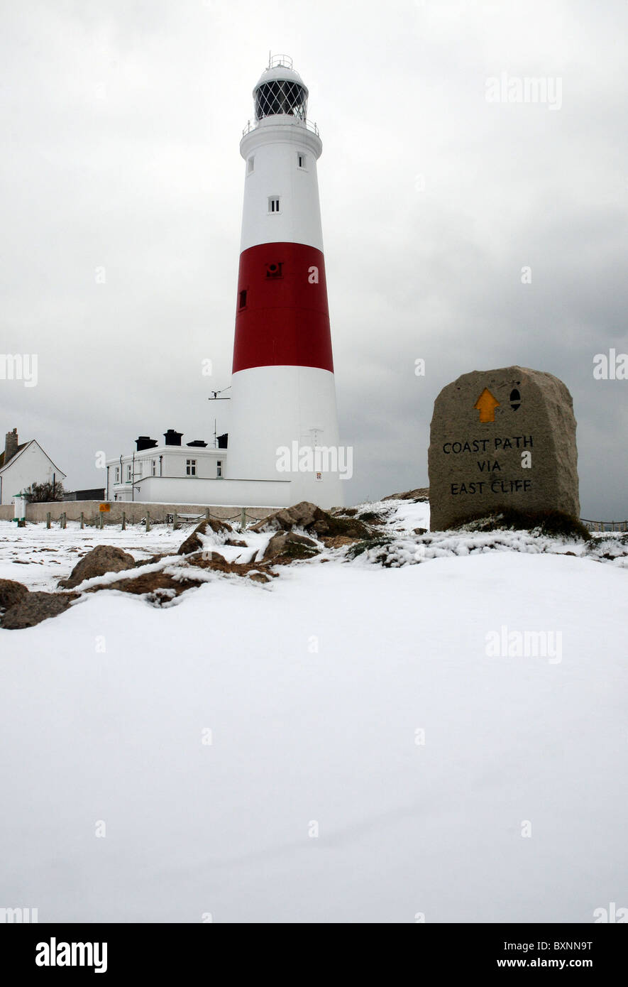 Portland Bill lighthouse avec snow, Dorset, Angleterre, Royaume-Uni Banque D'Images