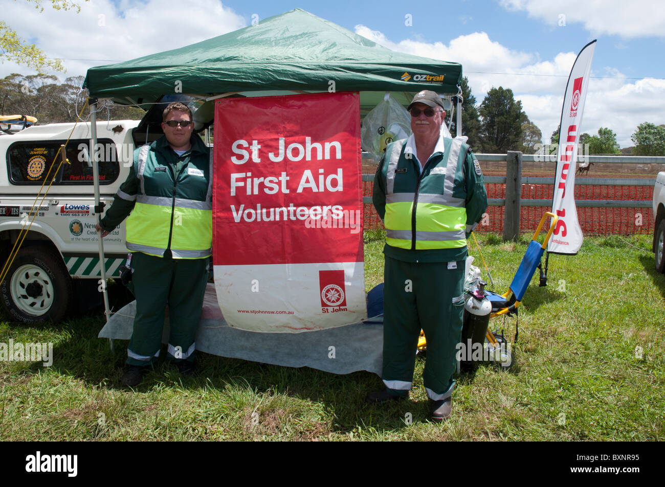 St John's Brigade ambulance bénévoles à l'Ebor camp annuel projet de compétition près de Armidale Nouvelle Galles du Sud Banque D'Images