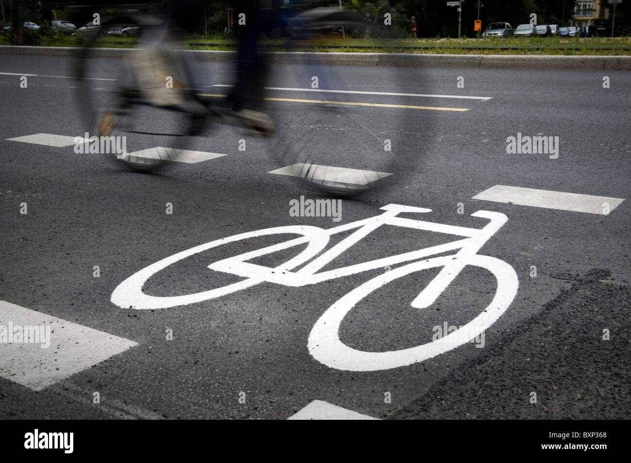 Piste cyclable allemagne Banque de photographies et d’images à haute