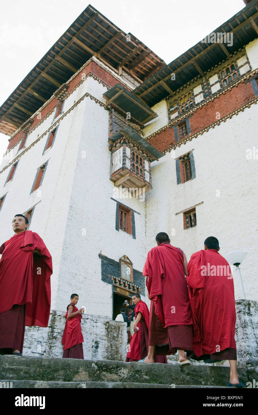 Trongsa Dzong (les moines de Choekhor Rabdentse, 1648), l'Asie Bhoutan Banque D'Images