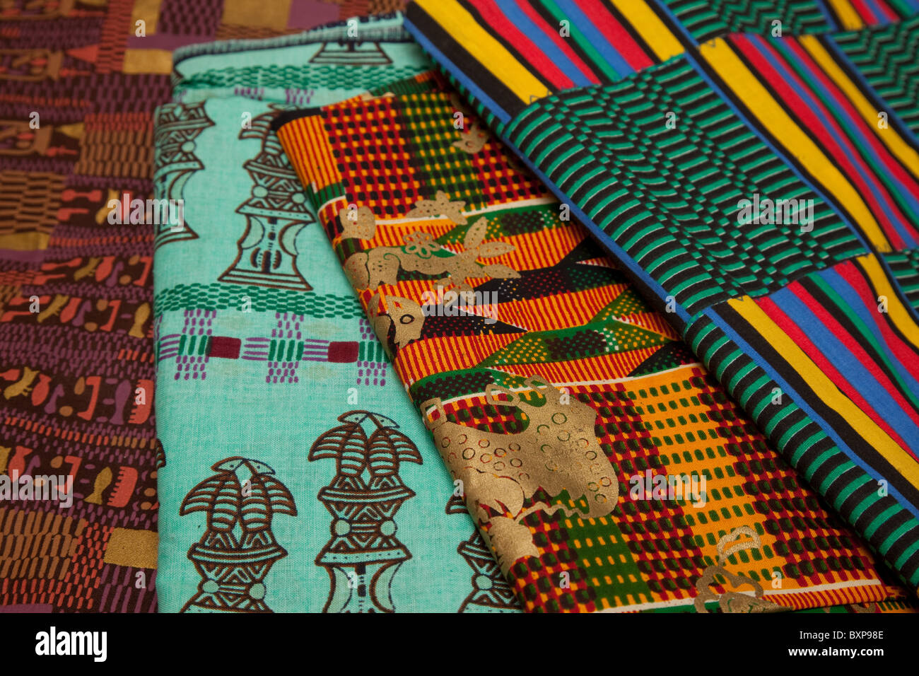 L'Afrique et en tissu coloré kente batik tissus d'impression Banque D'Images