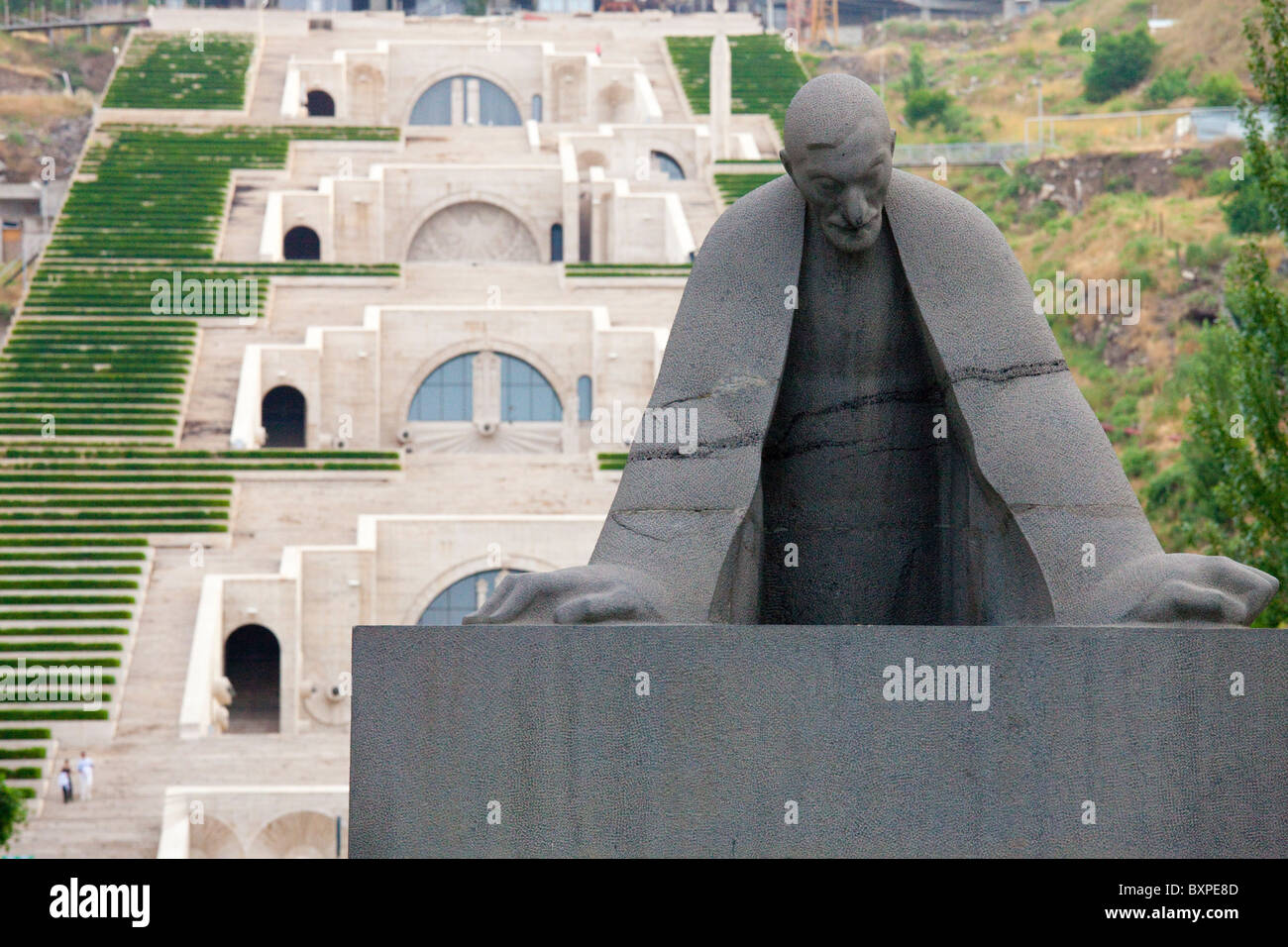 Statue d'Alexandre Tamanian, planificateur d'erevan moderne, Cascades, Yerevan, Arménie Banque D'Images