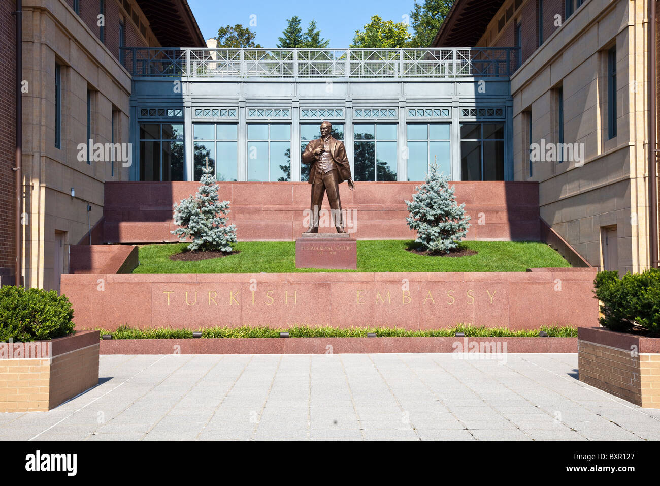 Statue de Mustafa Kemal Atatürk à l'ambassade de Turquie à Washington DC Banque D'Images