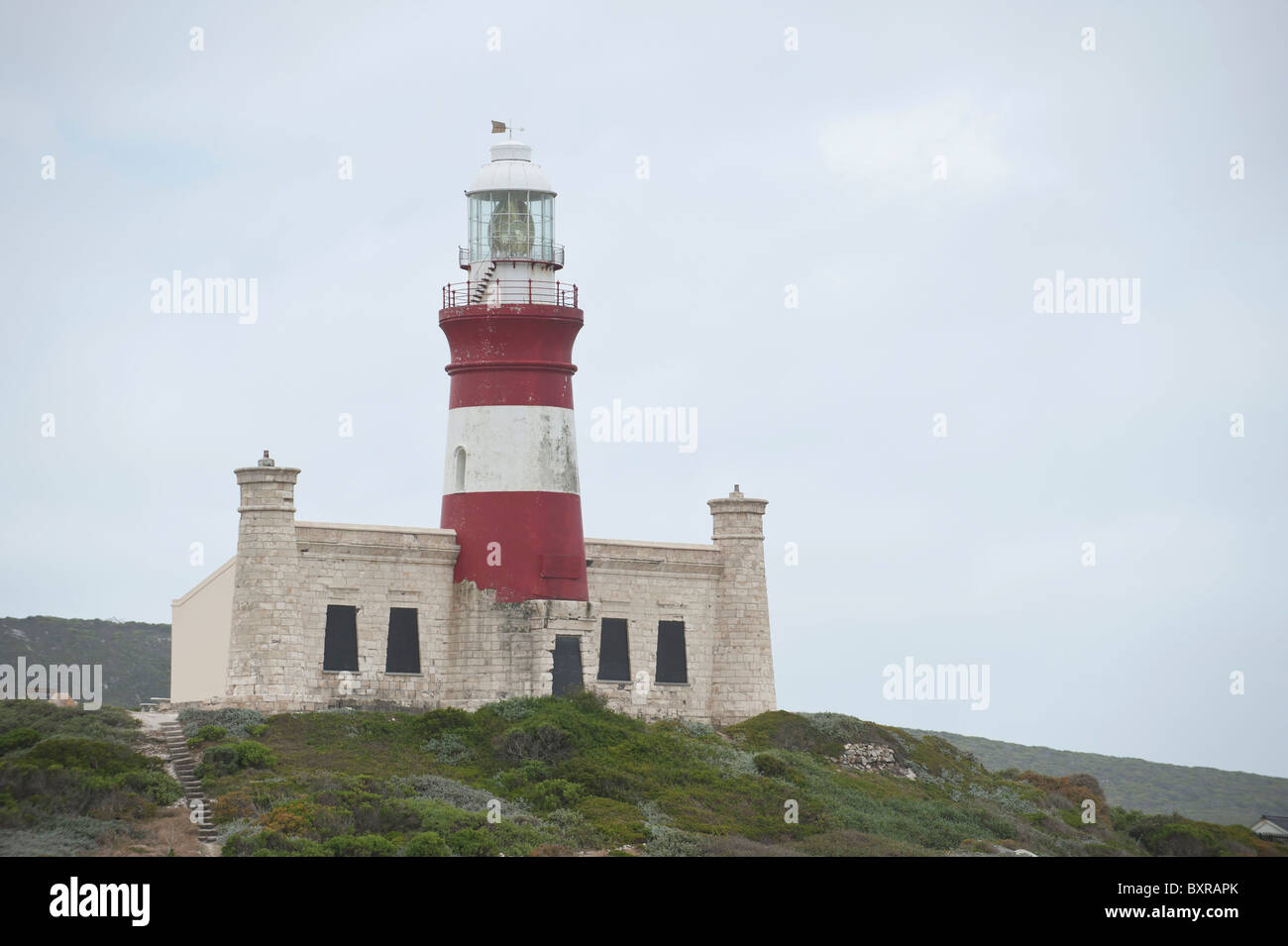 Cap Agulhas Lighthouse au point le plus sud de l'Afrique, Afrique du Sud, d'Overberg Banque D'Images
