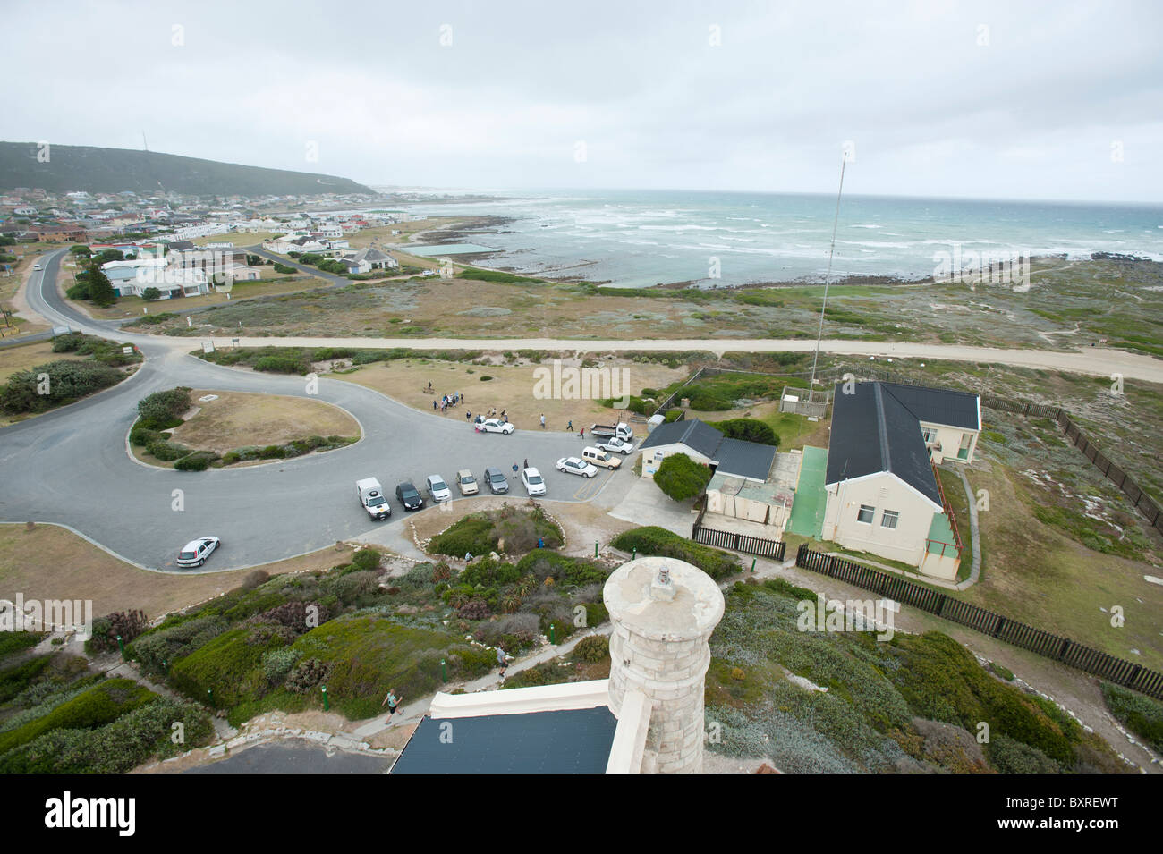 Afficher le long de la côte, du cap Agulhas Lighthouse, d'Overberg, Afrique du Sud Banque D'Images