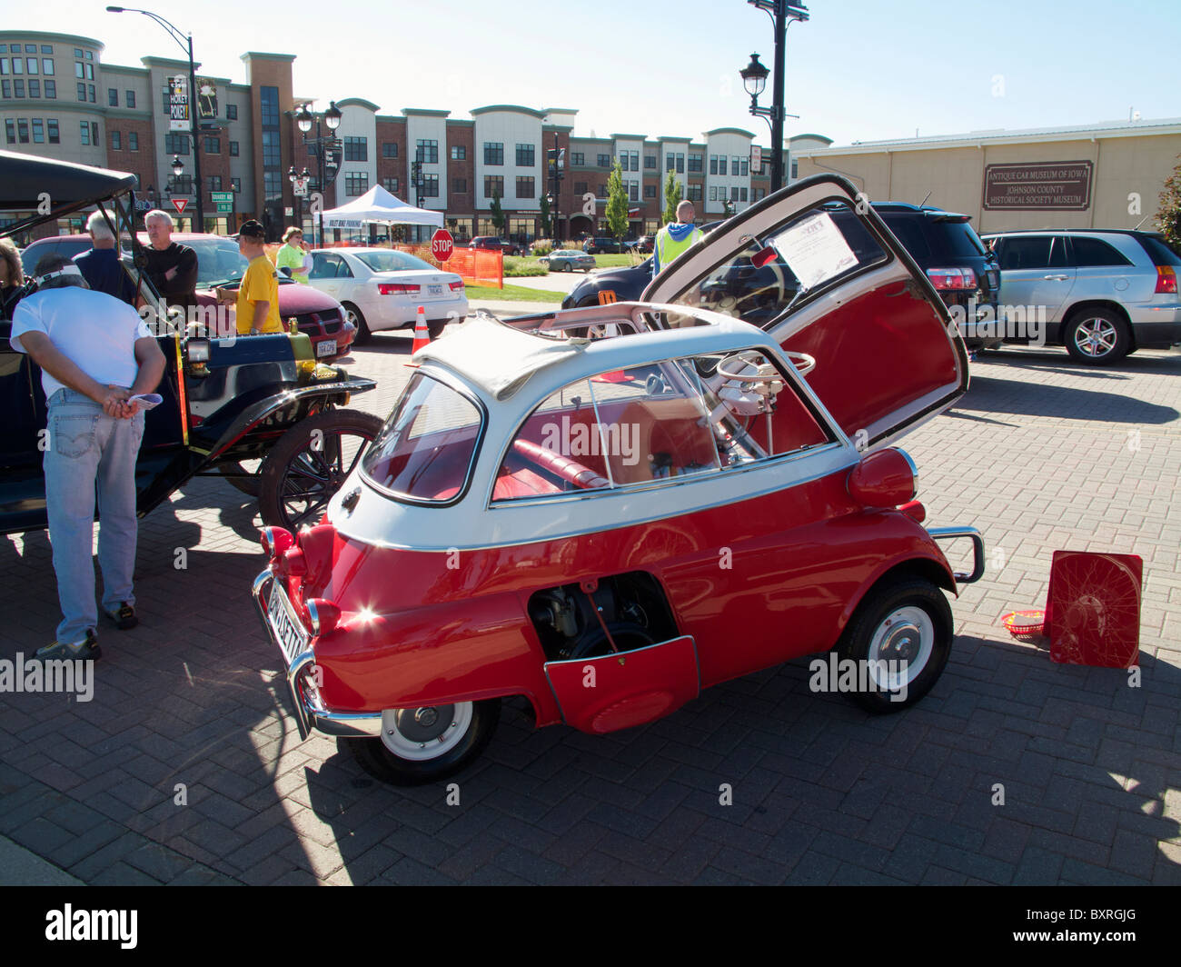 BMW Isetta. Classic auto show. Coralville (Iowa). Banque D'Images