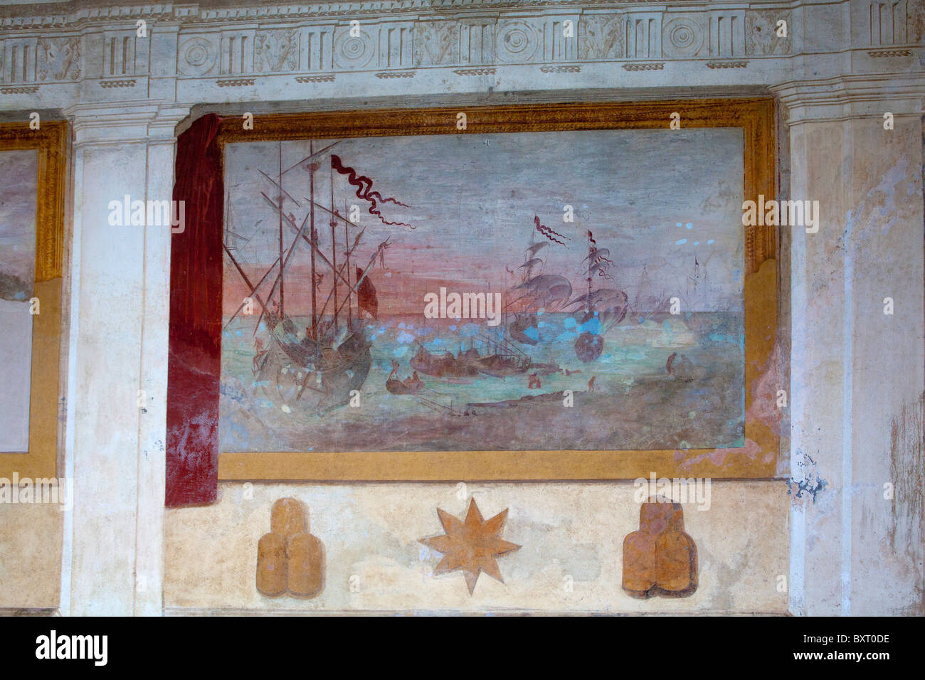 Balcon avec une fresque peinte par Agostino Tassi, Palazzina Montalto, Villa Lante, Viterbo, Latium, Italie Banque D'Images
