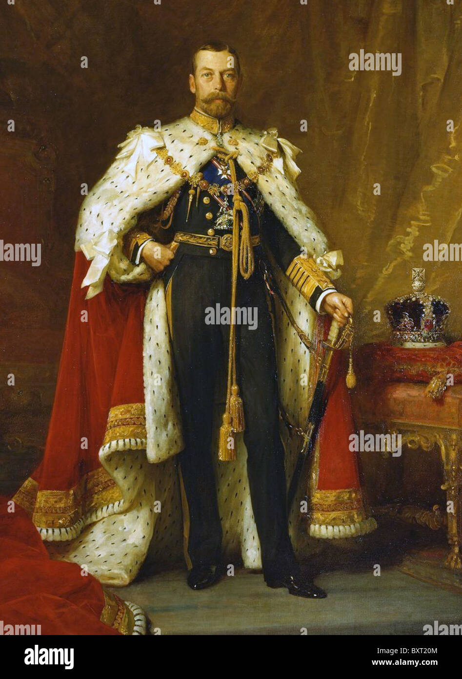 Le roi George V (1865-1936), monarque britannique dans ses robes de couronnement peint par sir Luke Fildes en 1911 Banque D'Images