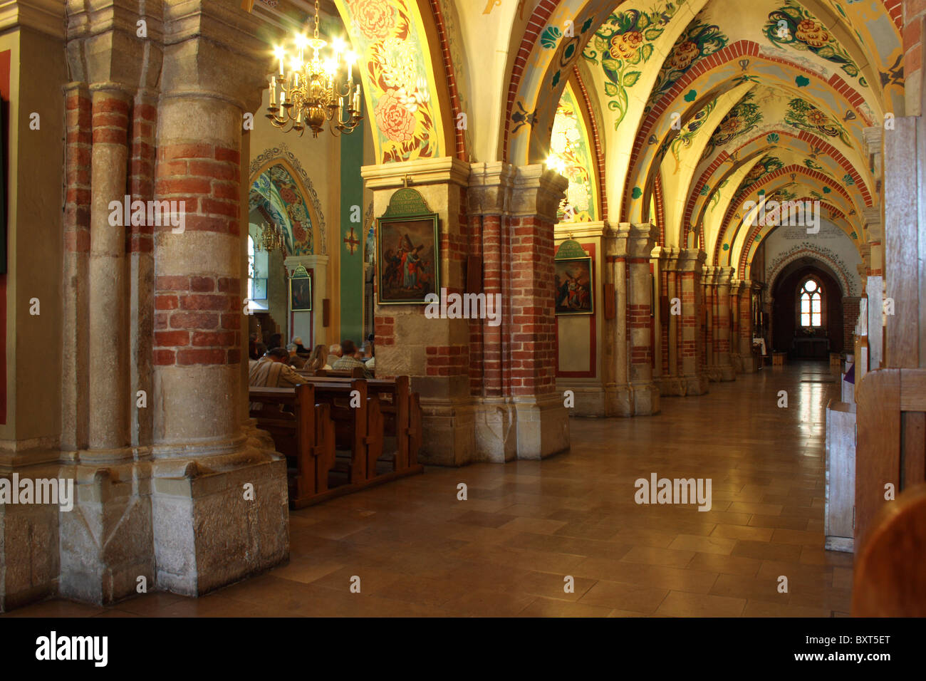 Église cistercienne de Saint Mary (NMP) et Saint Waclaw à Cracovie (Mogila, Nowa Huta), Pologne Banque D'Images