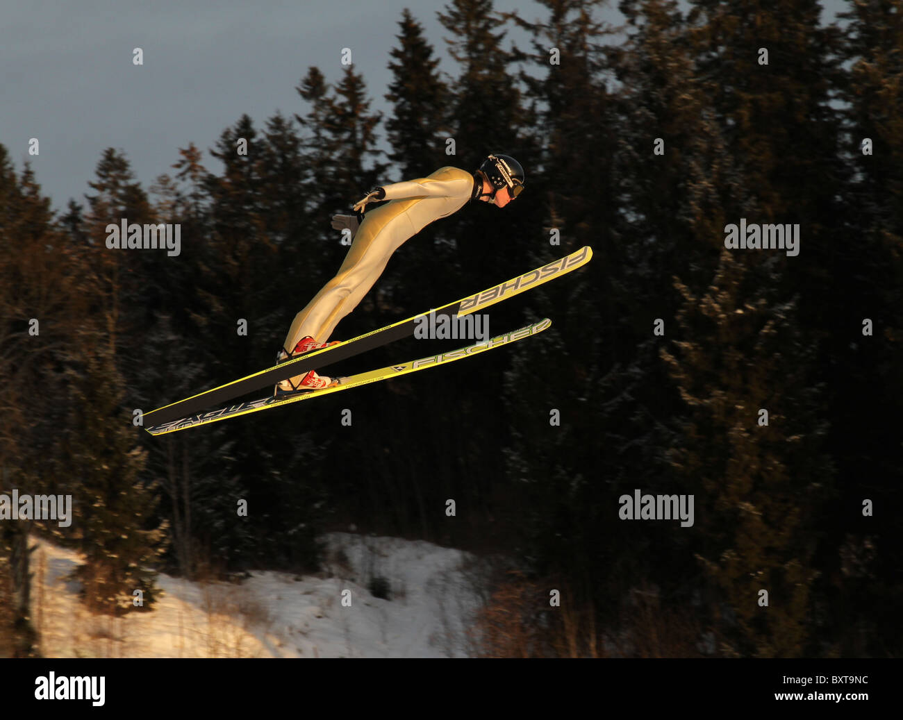 Le saut à ski, combiné nordique et saut à ski spécial en formation Midtstubakken, saut, Oslo, Norvège, 2010 Banque D'Images Le saut à ski, combiné nordique et saut à ski spécial en formation Midtstubakken, saut, Oslo, Norvège, 2010 Banque D'Images