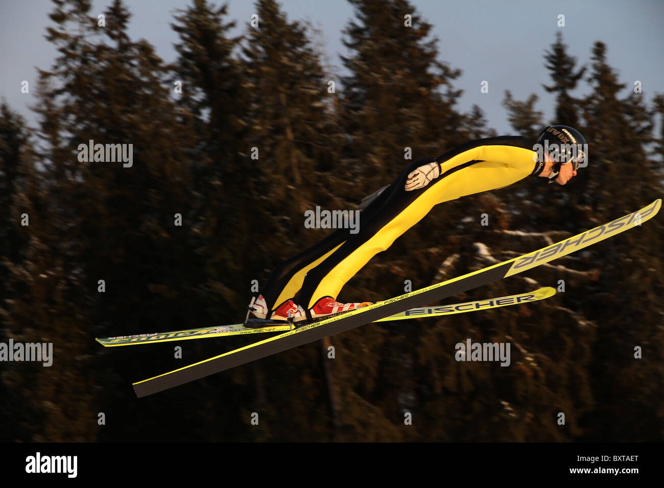 Le saut à ski, combiné nordique et saut à ski spécial en formation Midtstubakken, saut, Oslo, Norvège, 2010 Banque D'Images Le saut à ski, combiné nordique et saut à ski spécial en formation Midtstubakken, saut, Oslo, Norvège, 2010 Banque D'Images