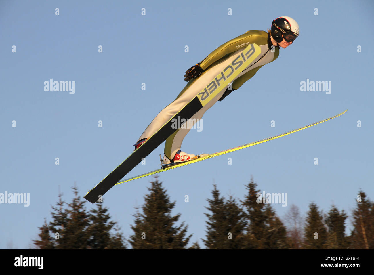 Le saut à ski, combiné nordique et saut à ski spécial en formation Midtstubakken, saut, Oslo, Norvège, 2010 Banque D'Images Le saut à ski, combiné nordique et saut à ski spécial en formation Midtstubakken, saut, Oslo, Norvège, 2010 Banque D'Images