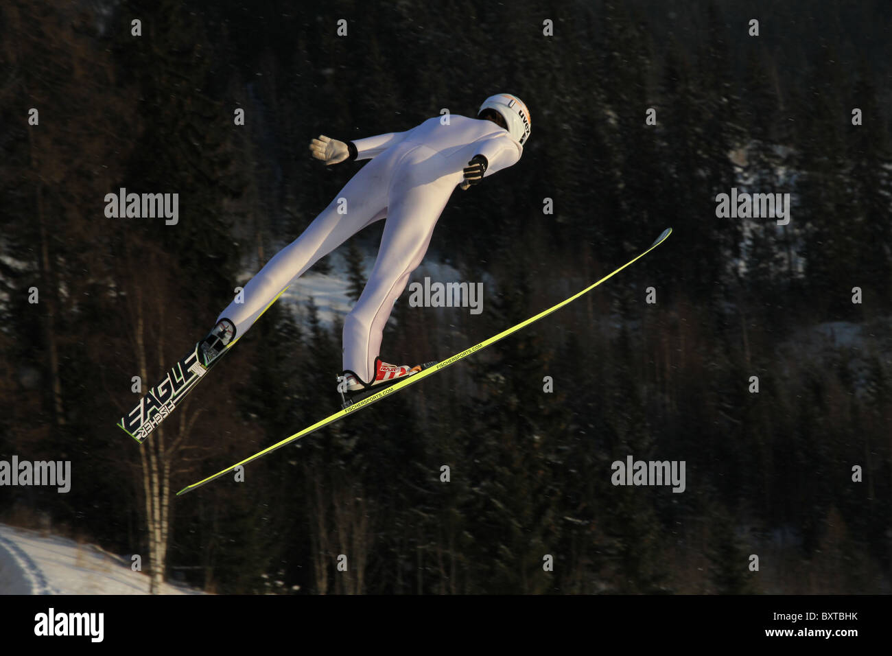 Le saut à ski, combiné nordique et saut à ski spécial en formation Midtstubakken, saut, Oslo, Norvège, 2010 Banque D'Images Le saut à ski, combiné nordique et saut à ski spécial en formation Midtstubakken, saut, Oslo, Norvège, 2010 Banque D'Images