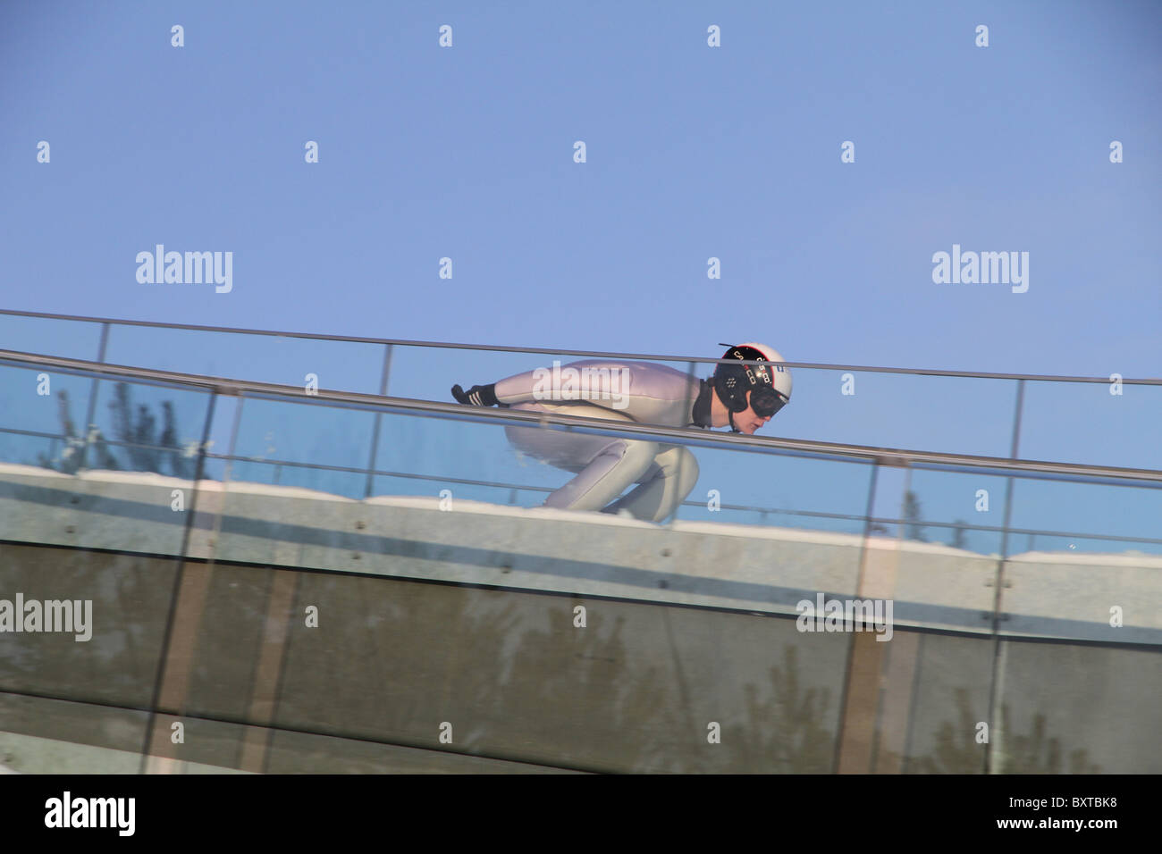 Le saut à ski, combiné nordique et saut à ski spécial en formation Midtstubakken, saut, Oslo, Norvège, 2010 Banque D'Images Le saut à ski, combiné nordique et saut à ski spécial en formation Midtstubakken, saut, Oslo, Norvège, 2010 Banque D'Images