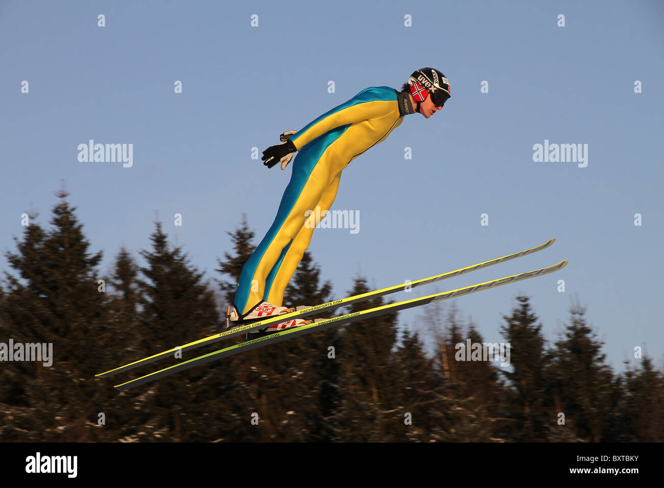 Le saut à ski, combiné nordique et saut à ski spécial en formation Midtstubakken, saut, Oslo, Norvège, 2010 Banque D'Images Le saut à ski, combiné nordique et saut à ski spécial en formation Midtstubakken, saut, Oslo, Norvège, 2010 Banque D'Images