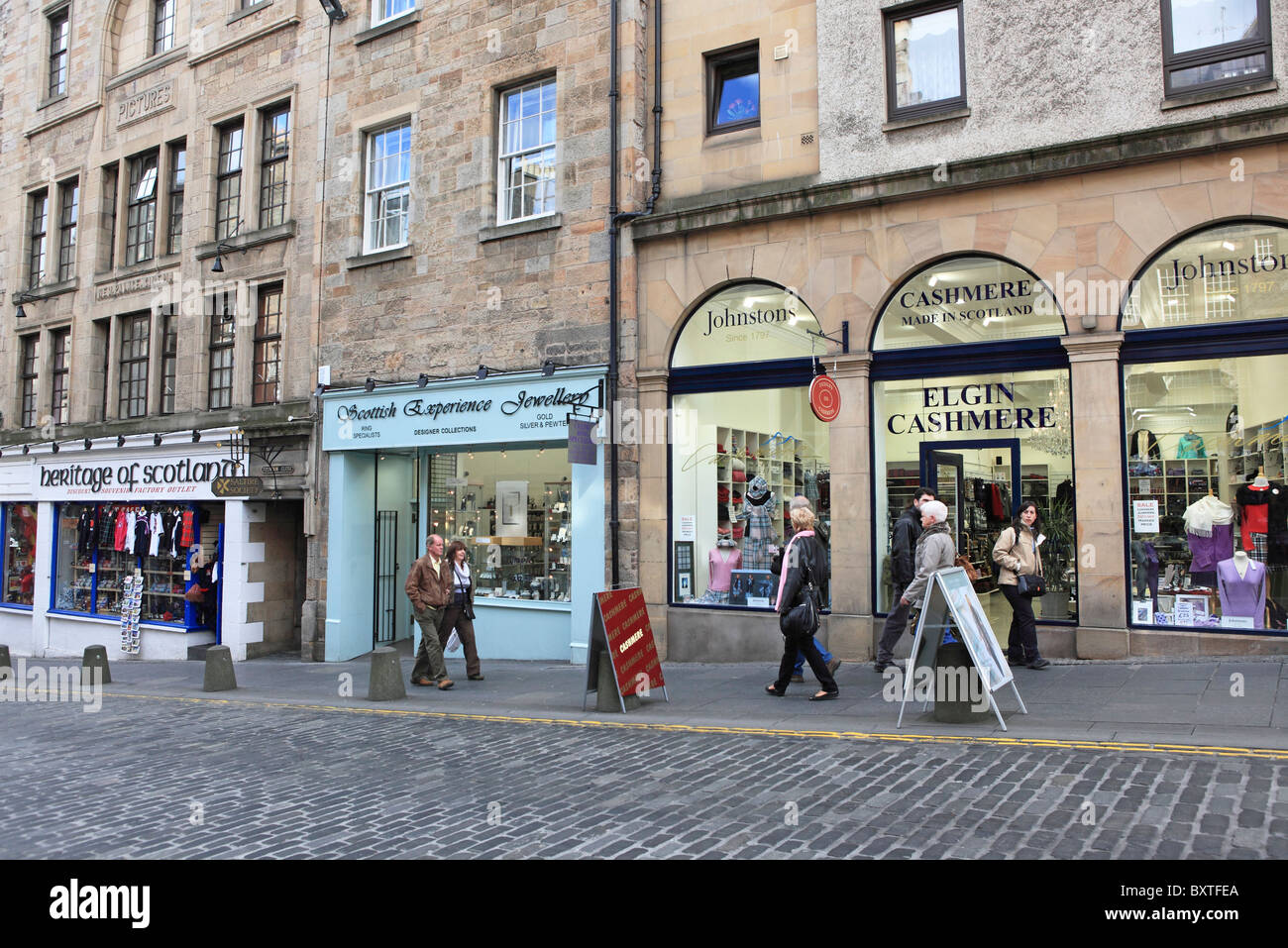 Édimbourg, le Royal Mile, Automne, Shopping Banque D'Images