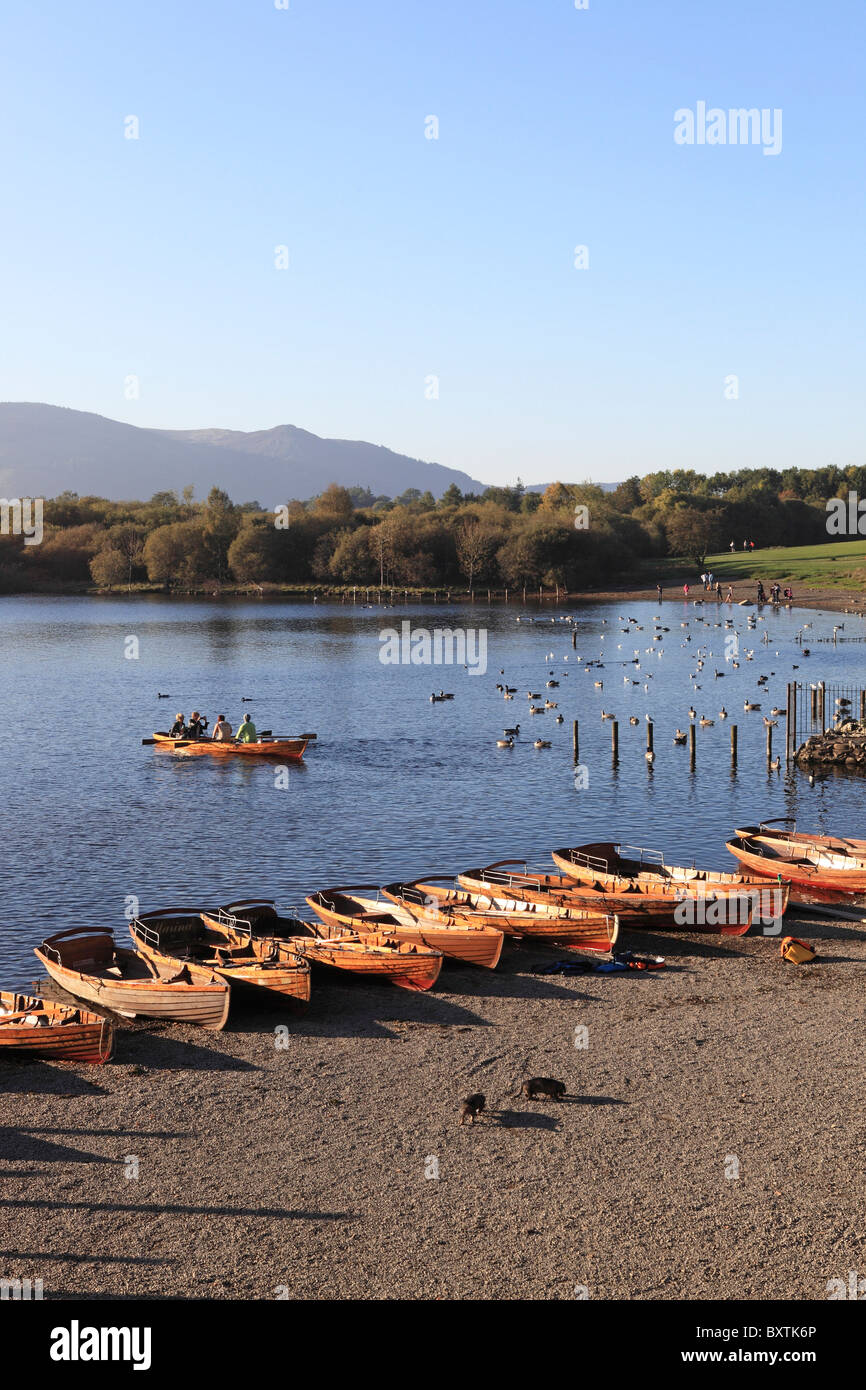 Keswick, Cumbria sur Derwentwater. Banque D'Images