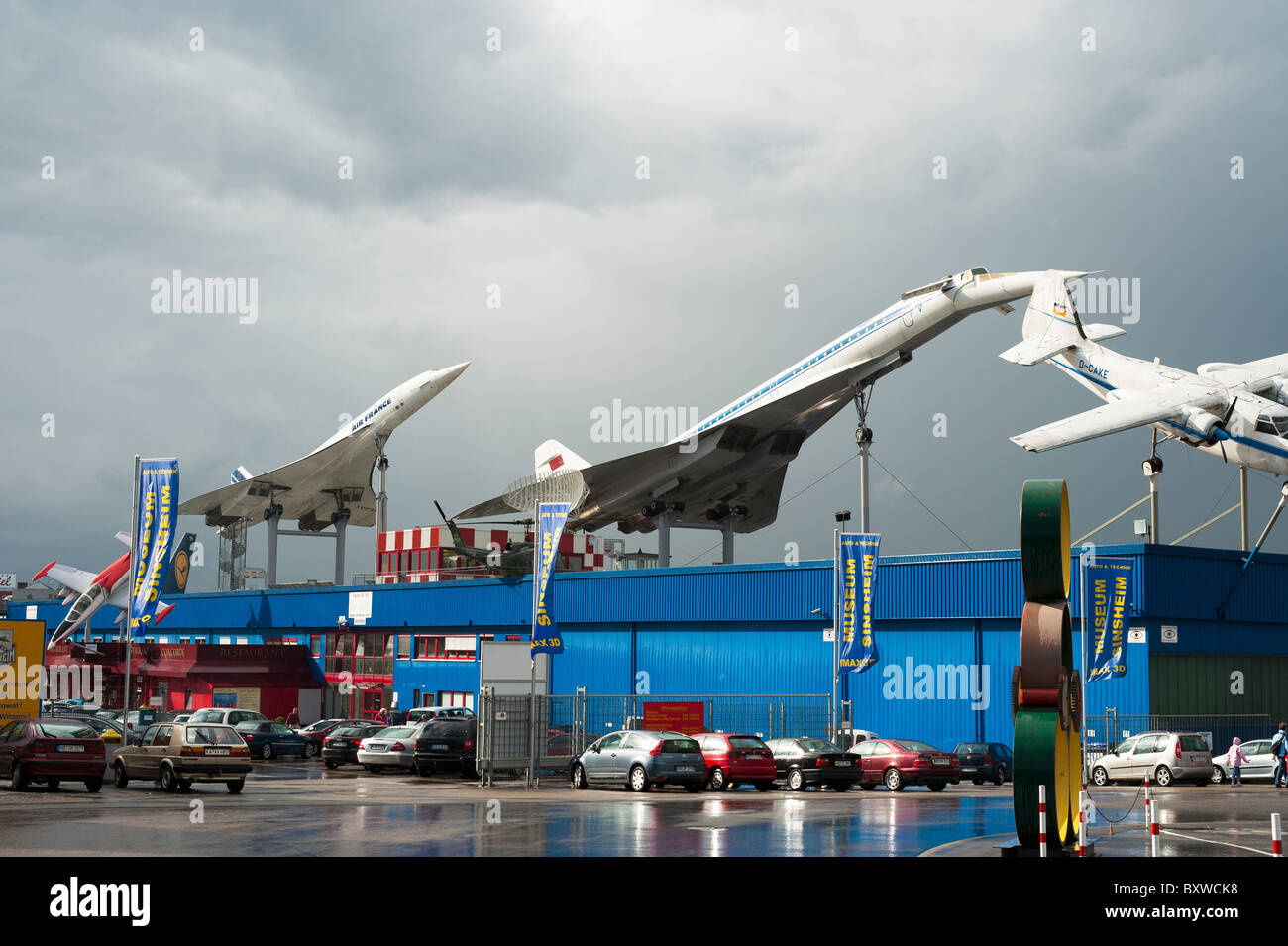 CONCORDE FRANÇAIS ET RUSSE Tupolev TU-144 les avions supersoniques sur AUTO ET TECHNIK MUSEUM SINSHEIM BADEN-WÜRTTEMBERG ALLEMAGNE Banque D'Images