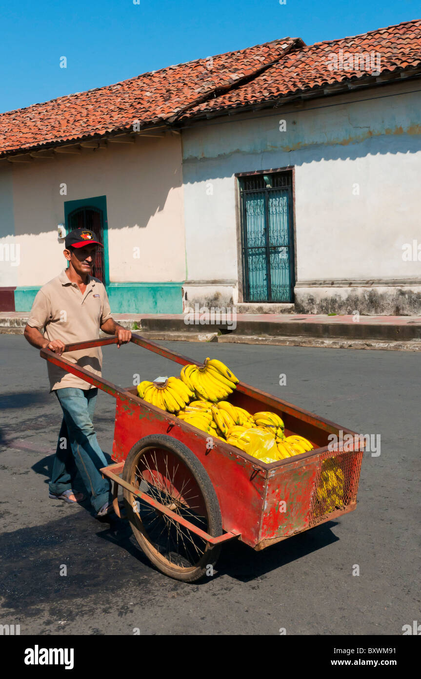 Marchand de bananes Leon Nicaragua Banque D'Images