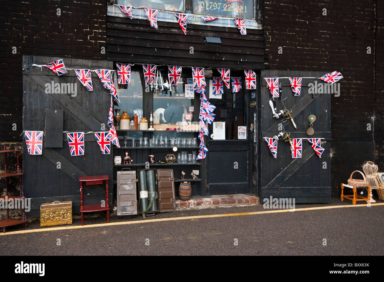 Entrée de la boutique Antiquités et objets DE QUAI Quai Strand Rye Angleterre Banque D'Images