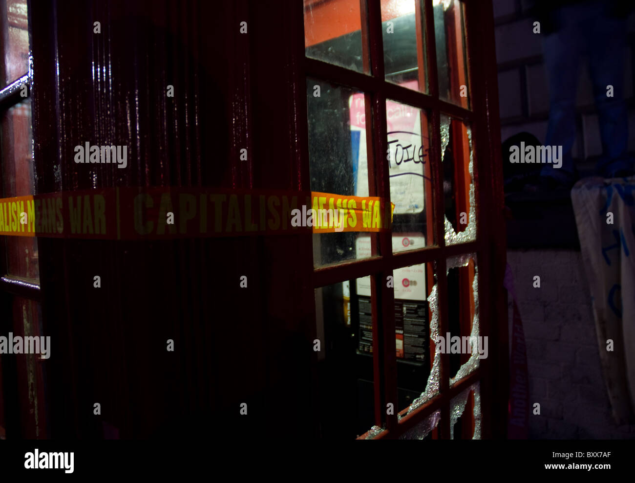 Une boîte téléphonique , lors de manifestation étudiante Banque D'Images