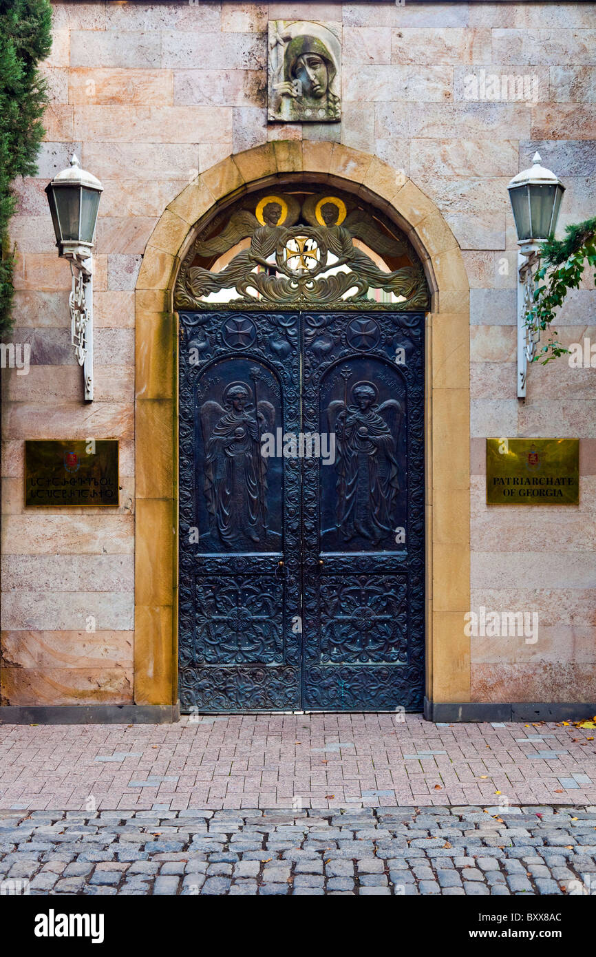 Entrée de patriarcat de Géorgie, résidence officielle du Catholicos-patriarche et chef de l'Eglise orthodoxe de Géorgie. JMH4053 Banque D'Images