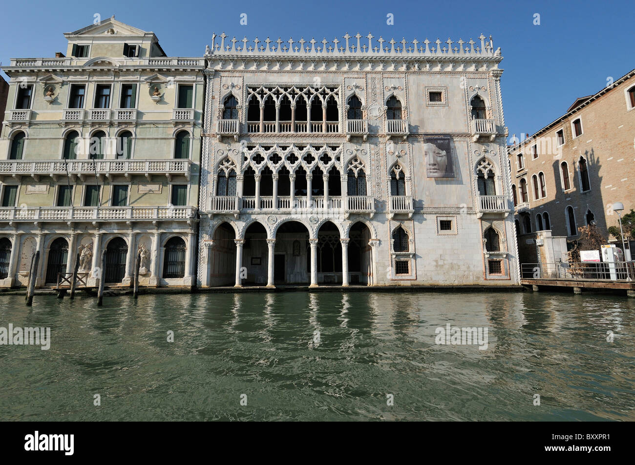 Venise. L'Italie. 15e C Ca' d'Oro du Grand Canal. Banque D'Images