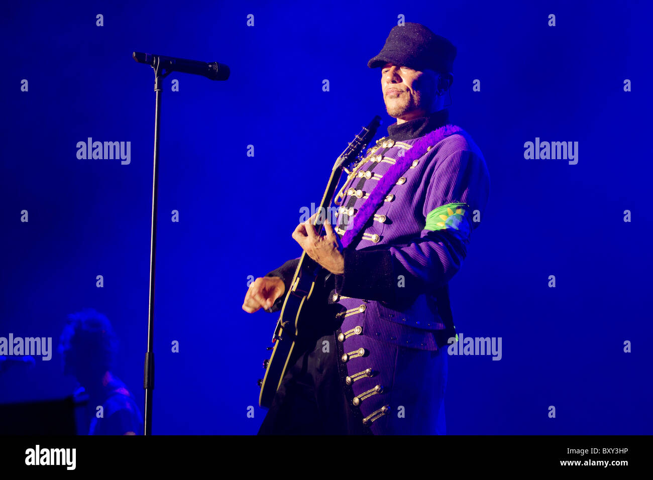 Pascal Obispo sur scène (2010) Banque D'Images