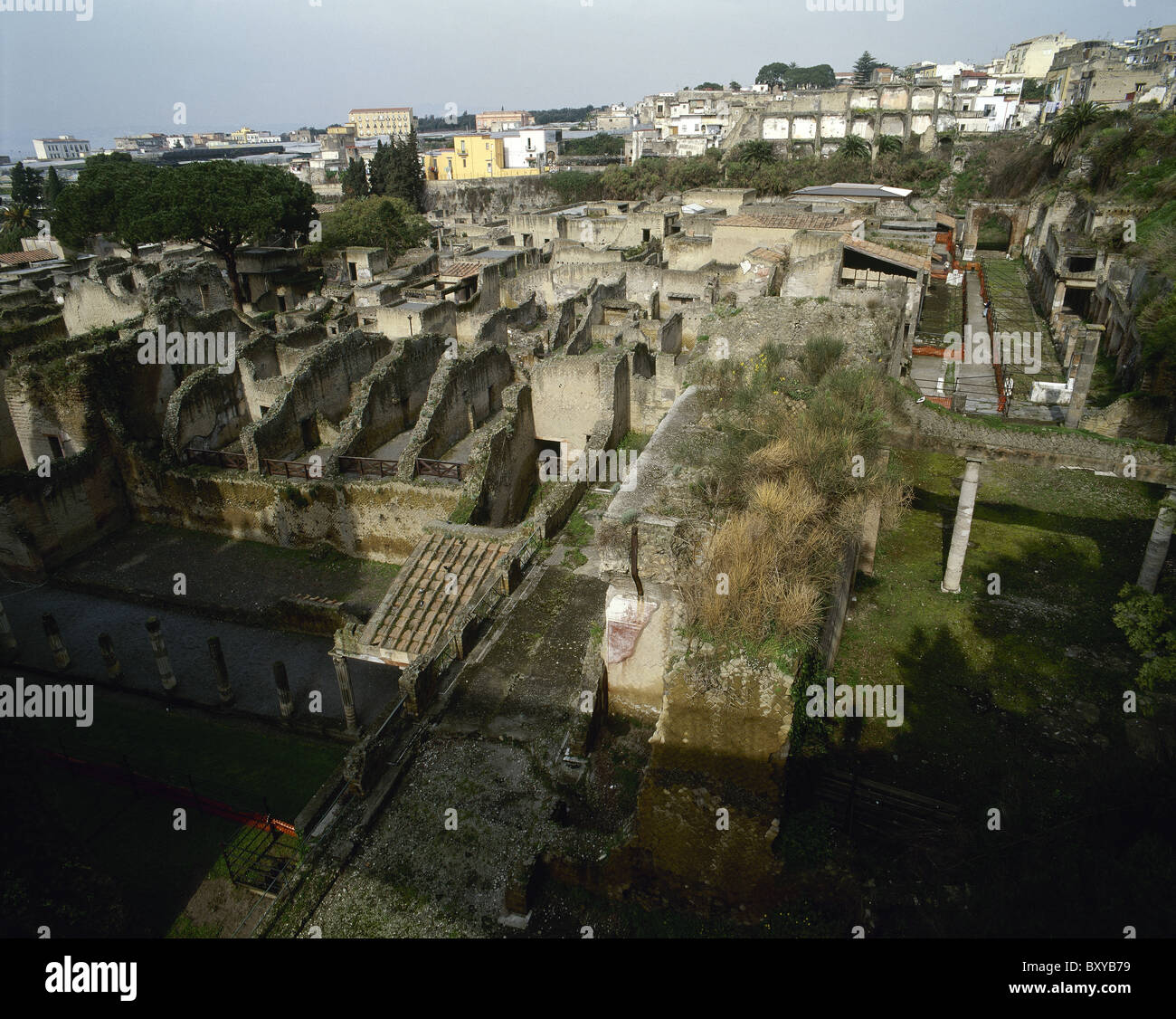 L'Italie. D'Herculanum. Ruines de l'ancienne ville romaine qui a été couverte par la lave après l'éruption du Vésuve en 79 après J.-C. La Campanie. Banque D'Images