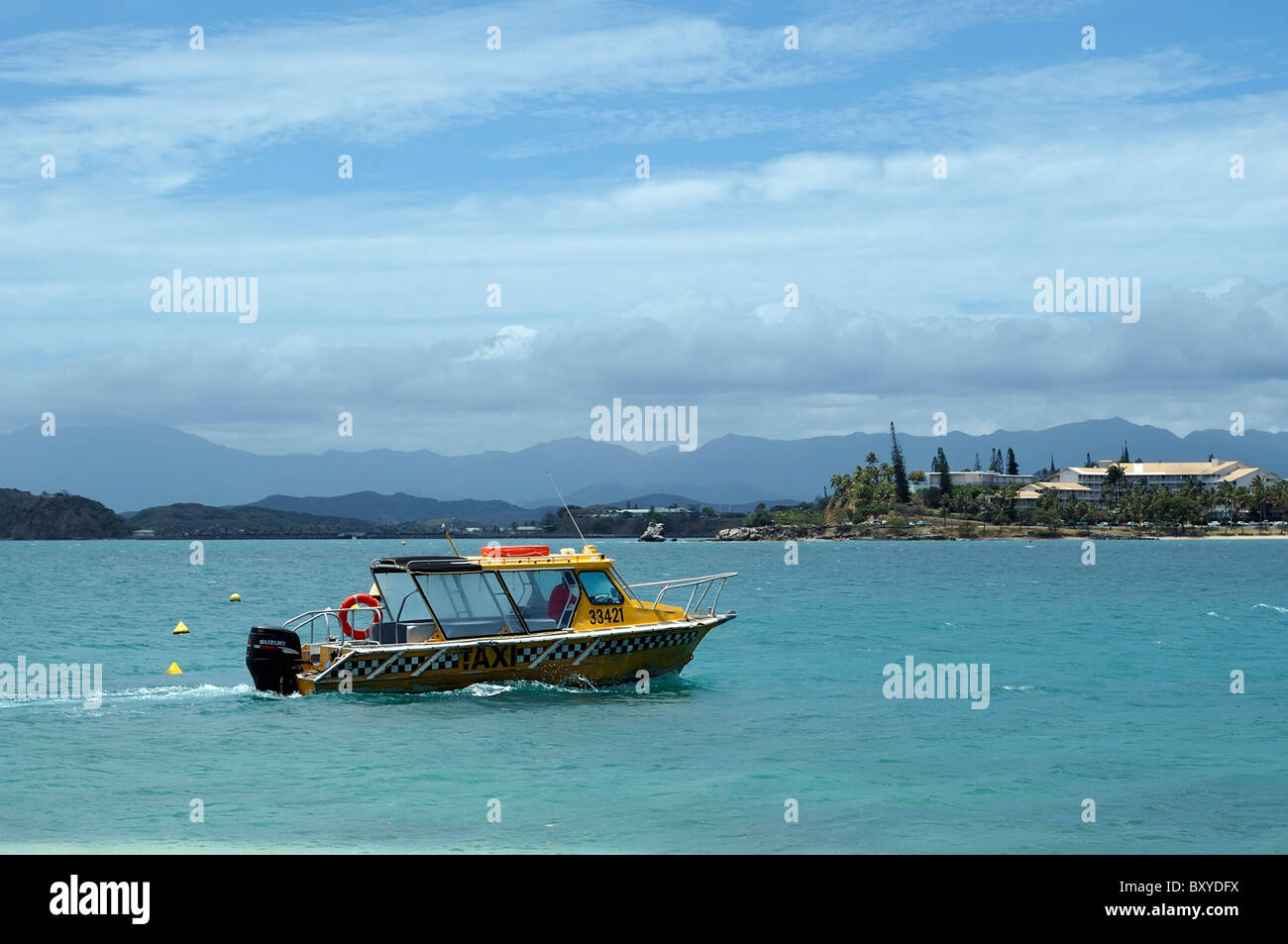 Bateau-taxi pour la plage d'Anse Vata, plage station à Nouméa, Nouvelle-Calédonie Banque D'Images