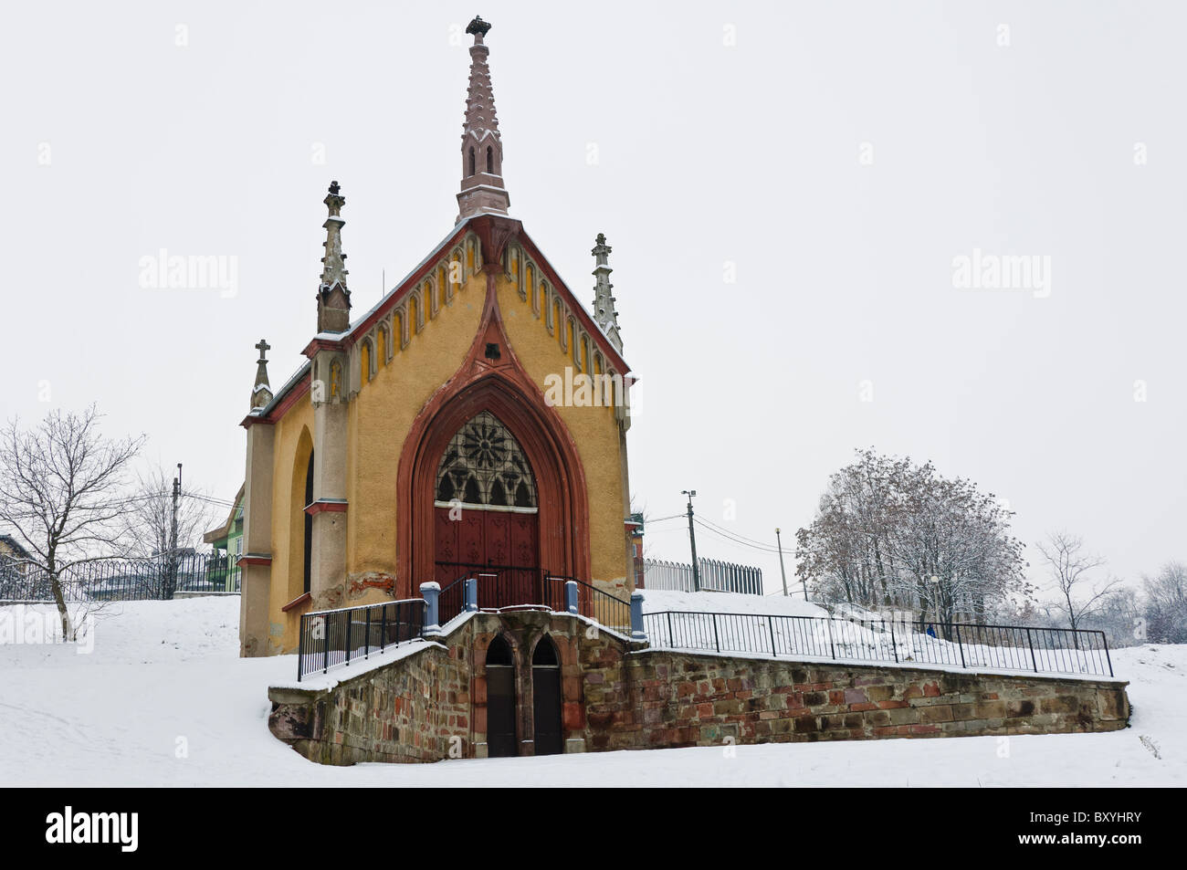 Chapelle du calvaire de Miskolc en Hongrie, d'hiver Banque D'Images