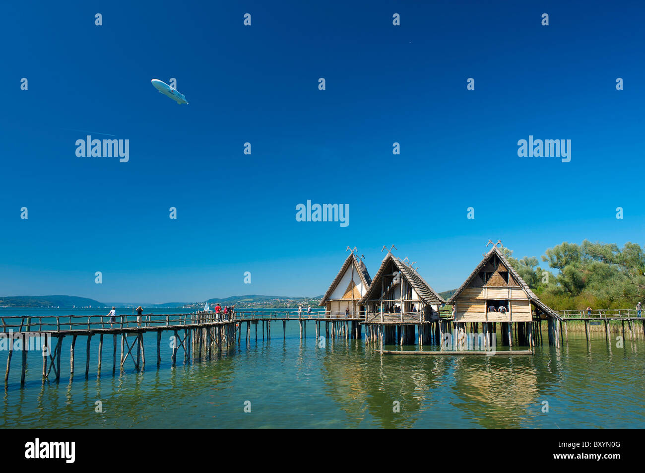 Maisons sur pilotis de Unteruhldingen, Lac de Constance, Bade-Wurtemberg, Allemagne Banque D'Images