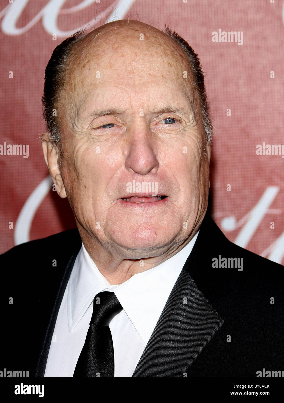 ROBERT DUVALL 2011 PALM SPRINGS INTERNATIONAL FILM FESTIVAL AWARDS GALA ARRIVANTS PALM SPRINGS CALIFORNIA USA 08 janvier 2011 Banque D'Images