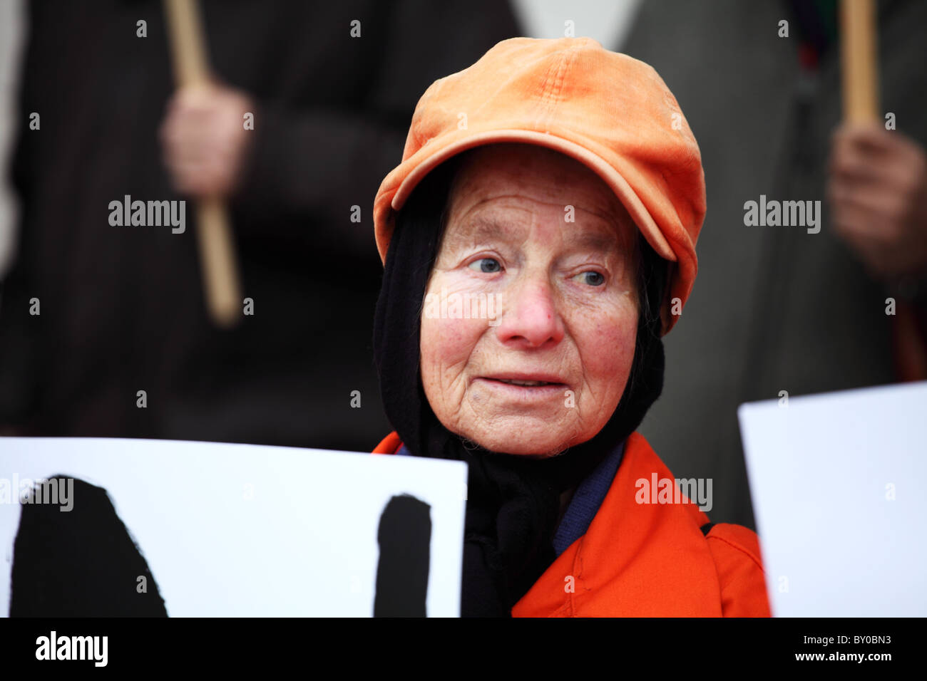 Manifestant à l'Au-delà des mots : témoin silencieux de l'injustice. La campagne de Guantanamo Londres Banque D'Images