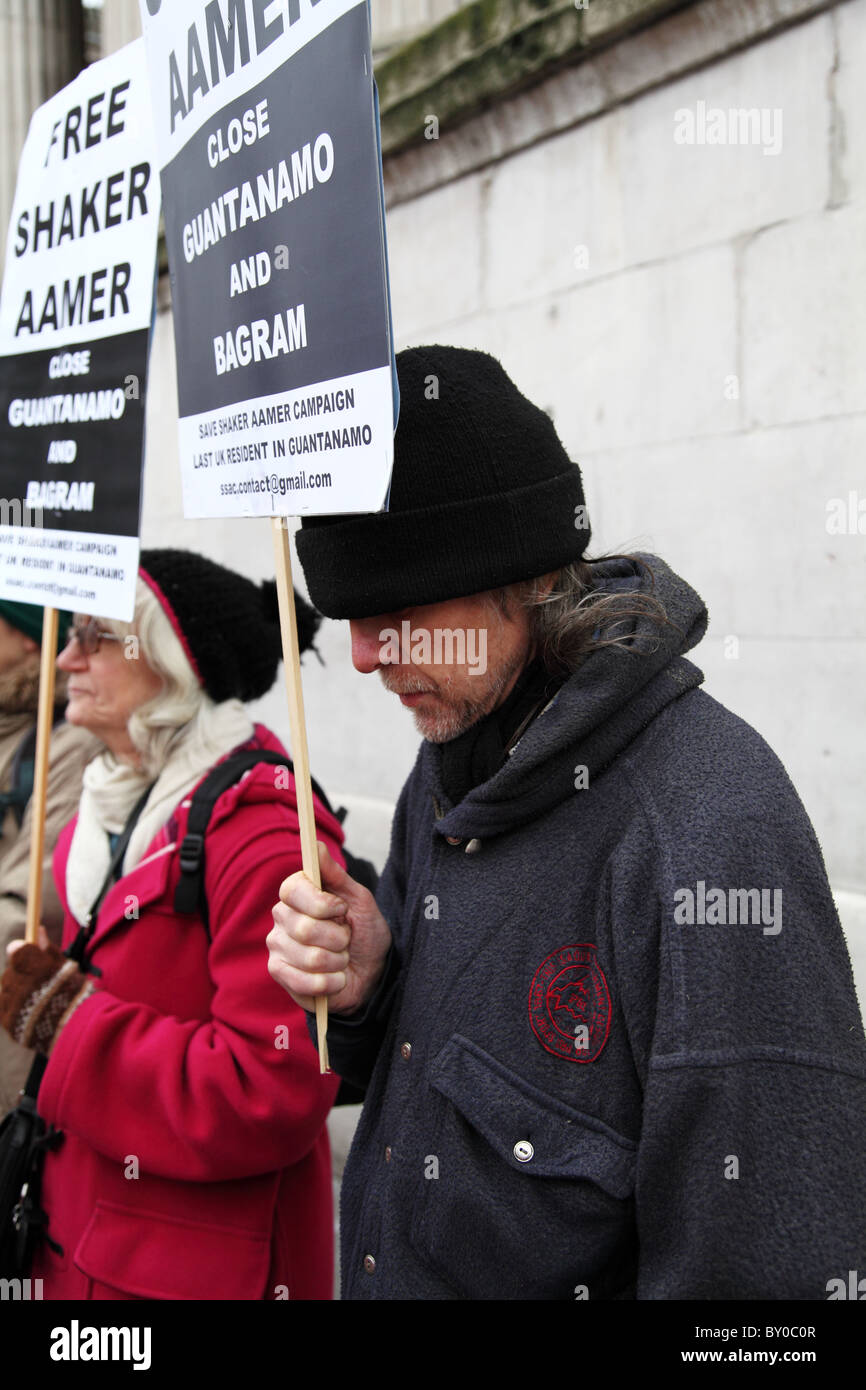 Les protestataires à au-delà des mots : témoin silencieux de l'injustice. La campagne de Guantanamo Londres Banque D'Images