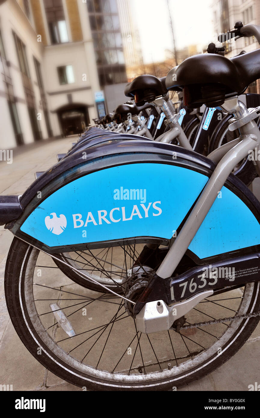 La banque Barclays signe sur des vélos de Londres Banque D'Images