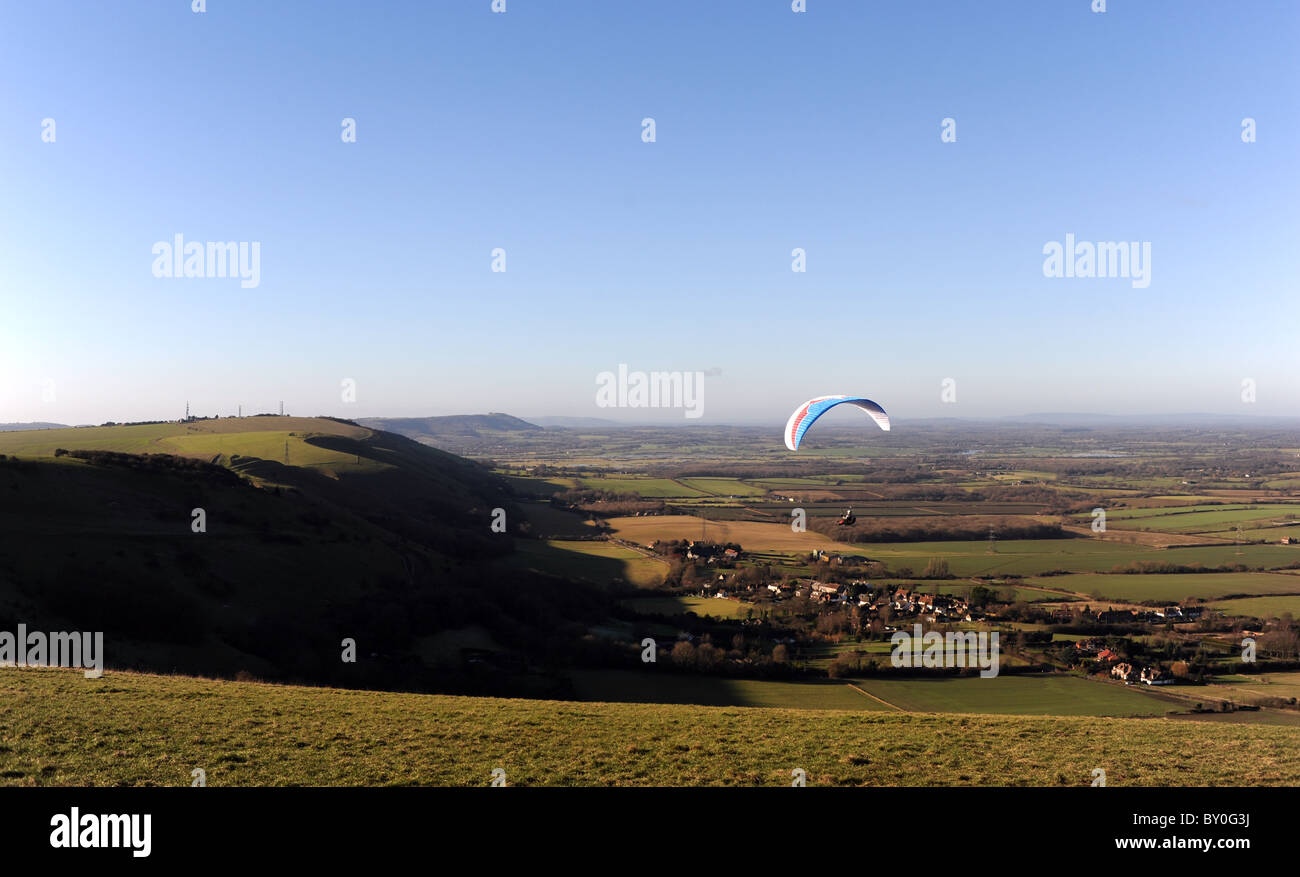 Parapente à Devils Dyke près de Brighton Sussex UK sur un jour d'hiver ensoleillé Banque D'Images