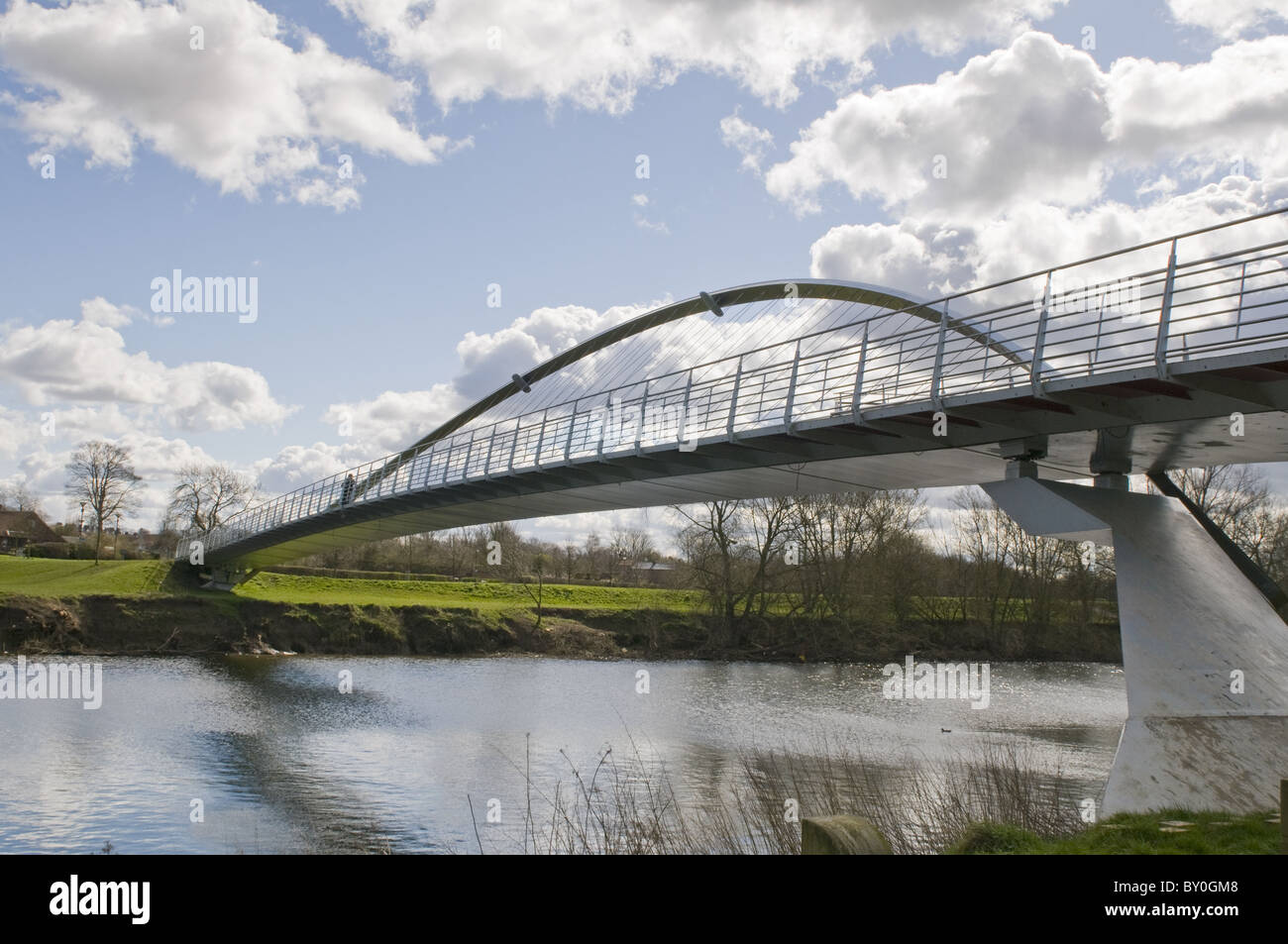 Le millenium bridge, york enjambant la rivière Ouse. Banque D'Images