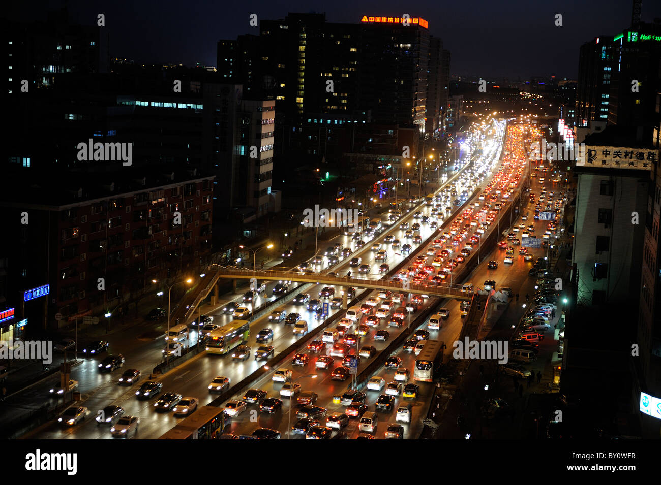 Embouteillage dans le centre de Pékin, Chine. 30-Dec-2010 Banque D'Images