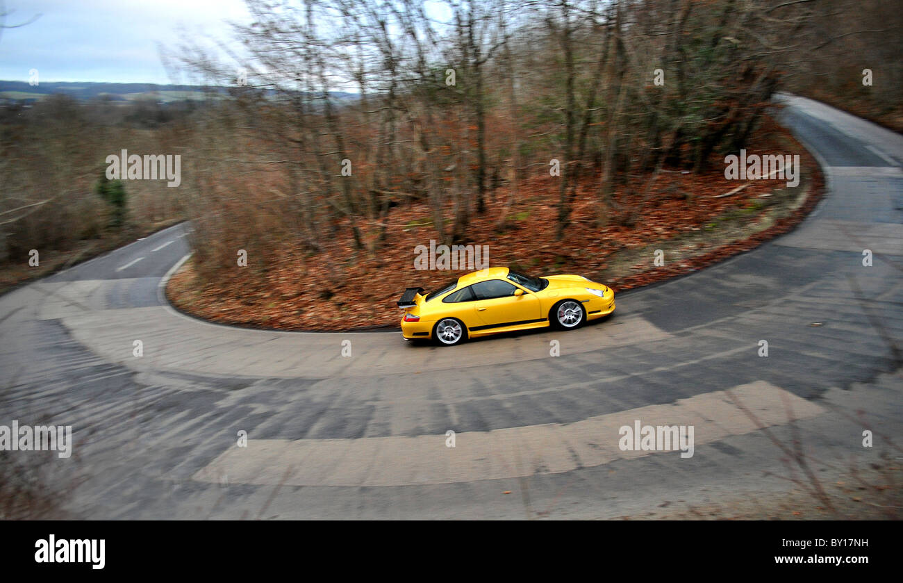 Porsche 911 GT3 jaune Banque D'Images